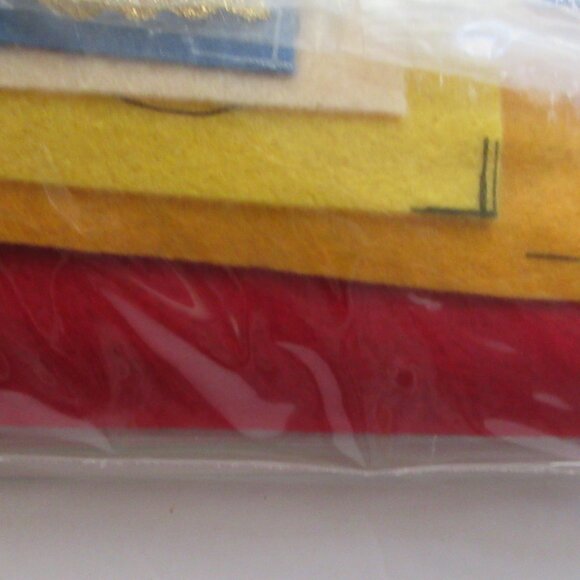 Bucilla Jungle Bells Animals 43" Round Felt Christmas Tree Skirt Kit 83020 NEW - Picture 13 of 13